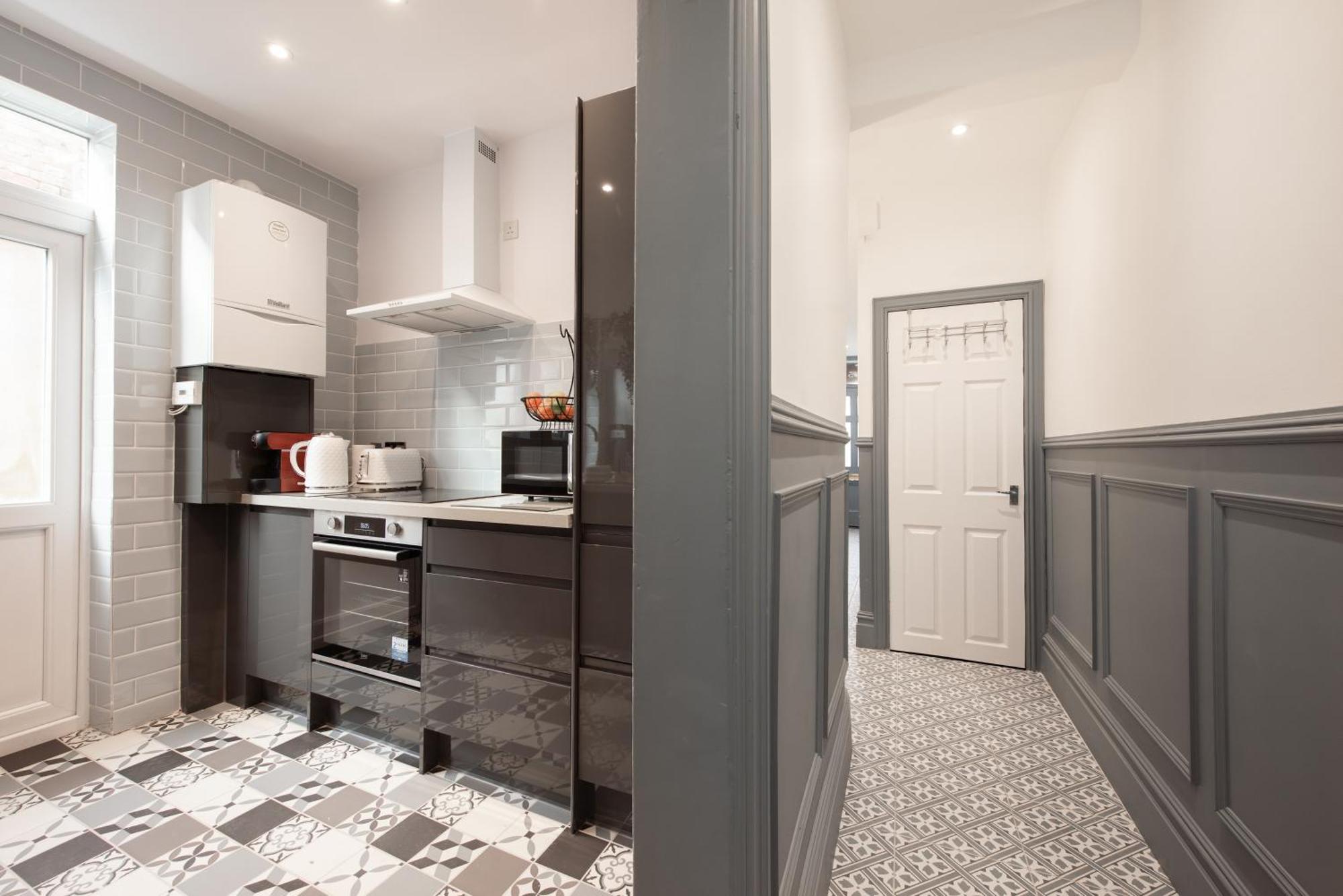 Victorian 2Br Apartment, King Beds, Fast Wifi, Near Shops, Cafes & Transport, E17 Λονδίνο Εξωτερικό φωτογραφία