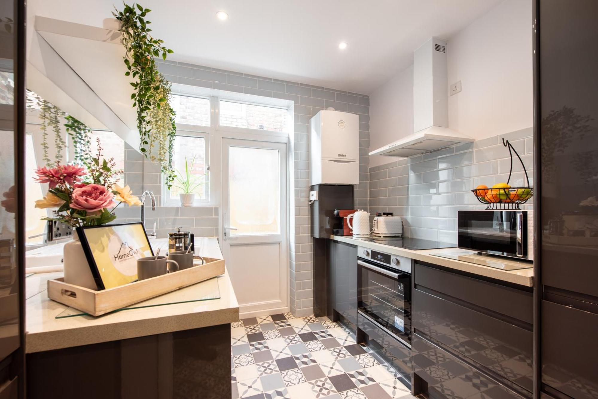 Victorian 2Br Apartment, King Beds, Fast Wifi, Near Shops, Cafes & Transport, E17 Λονδίνο Εξωτερικό φωτογραφία